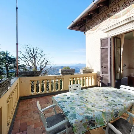 App Mughetto In Villa Marchello Brunate Exterior photo