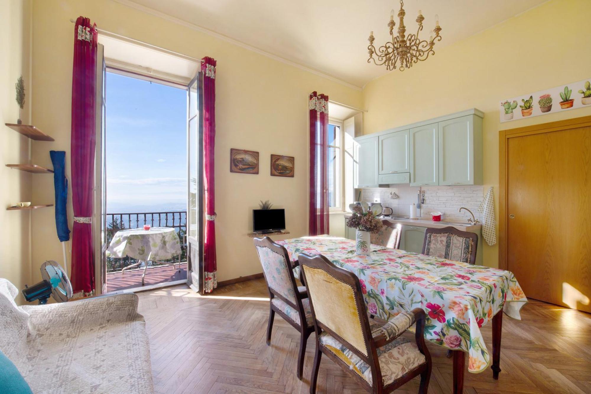 App Mughetto In Marchello * Brunate